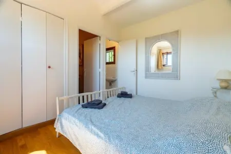 LA BOUSCADE GUESTHOUSE, Maison 8 personnes à Puisserguier - Photo 10