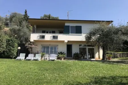 Villa in Torri del Benaco,Villa Vista Lago IT-37010-22 N°518637