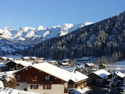 Appartement à Le Grand Bornand, Studio confortable 4 pers. au Grand-Bornand avec balcon et garage - L980970