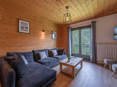 Appartement à Morzine, Appartement 4 ch rénové proche pistes, parking, animaux admis - L980984