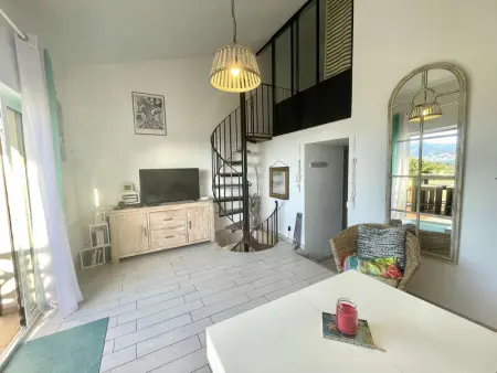 Maison de vacances 4 pièces avec vue mer, climatisation et parking à Porticcio - Photo 5