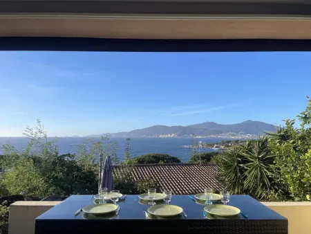 Maison de vacances 4 pièces avec vue mer, climatisation et parking à Porticcio - Photo 19