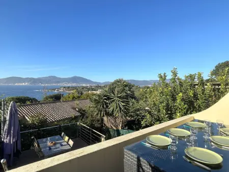 Maison de vacances 4 pièces avec vue mer, climatisation et parking à Porticcio - Photo 20