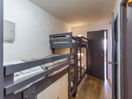 Studio cabine 5 pers, balcon, cuisine équipée, casier à ski - Photo 4