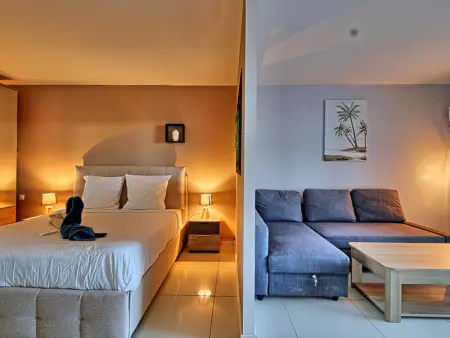 Studio de luxe avec piscine, clim, Wi-Fi - Proche plage - Photo 1