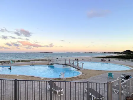 Studio de luxe avec piscine, clim, Wi-Fi - Proche plage - Photo 10