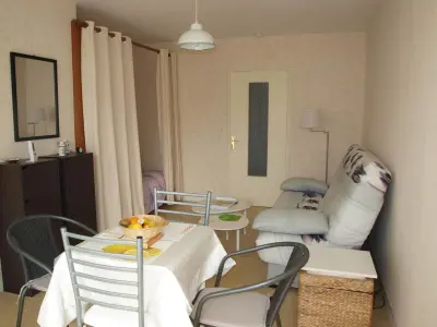 Appartement à Saint Jean de Monts, Charmant studio, proche plage et commerces, balcon fermé, quartier calme, parking privé - L981326