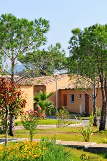 Location Villa à Roquebrune sur Argens,Le Village Azur - 3 pièces 6 personnes - N°570443