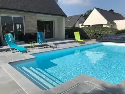 Villa à Sarzeau,  Maison 5 pièces 10 à 12 personnes avec piscine chauffée - N°620725