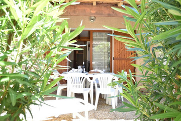 Location Villa à Les Ayguades,HAMEAU DE LA PLAGE AYG Maison studio - mezzaninne- cabine 6 couchages- Gruissan Les  Ayguades 109102 N°615583