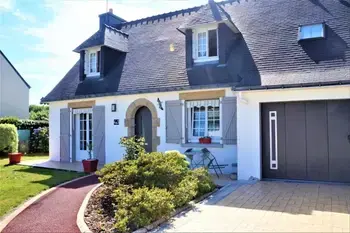 Villa in Ploemeur, Maison 5 pièces 6-7 personnes avec jardin et WI-FI 536640 N°734596