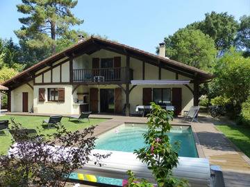 Location Villa à Capbreton,Villa MALBEC Villa MALBEC rénovée avec piscine chauffée terrasse jardin . Wifi gratuit 868386 N°818843