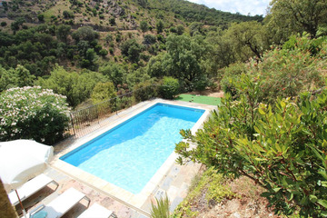 Location Villa à La Londe les Maures,Le Cros Maravenne Villa climatisée pour 10 personnes avec piscine privée, vue sur les collines et la mer, sur le domaine de Valc 869852 N°819852