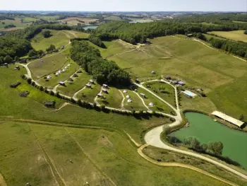 Cabaña en Estipouy,Domaine d'Escapa - Cabane perché familiale avec jacuzzi dans les bois 834986 N°981525