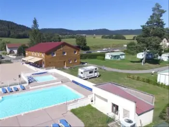 Chalet in La Chapelle devant Bruyères,Camping Les Pinasses - SAPIN Gitotel 24m² 907894 N°982324