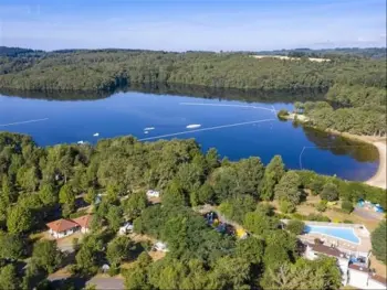 Chalet à Saint Pardoux,Camping du Lac de Saint-Pardoux - DAMIEN 909445 N°982393