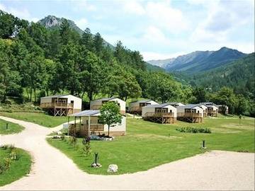 Location Chalet à Castellane,Camping Les Framboiseilles - VANILLE (vue montagne) 3 chambres 912458 N°982524