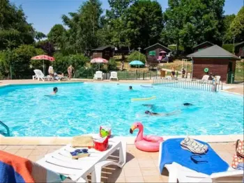 Chalet à Tauves,Camping de Tauves - Mini-Chalet Isabelle, sans sanitaires - SANS SANITAIRE 915309 N°982649