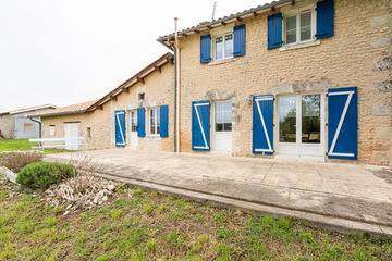 Location Casa a Saint Quentin de Chalais,Eugénie - Charmante maison 3 chambres 923894 N°982978