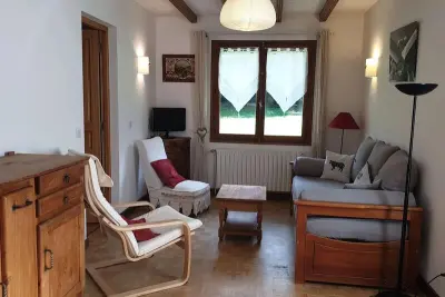 Chalet à Arêches, CHALET  LE BENETTON Charmant appartement au cœur du village d'Arêches - Idéal pour 4 personnes - L983040