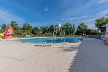 Location Chalet à Lanton,Capfun, 5 étoiles, 64 m² avec piscine et terrasse 959143 N°983605