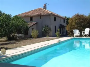 Villa in Castella, Gîte grande capacité La Chênaie à Castella 980139 N°984088