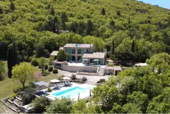 Maison à Auribeau,Magnifique propriété avec vues panoramiques et piscine privée 983163 N°984168