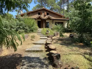 Chalet en Carcans, Réf 6C: Ancien Chalet idéal pour 8 personnes à Maubuisson 987798 N°984315