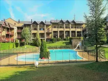 Villa in Bourg Madame,Preciosa casa con jardín y piscina / 1131 993791 N°984534