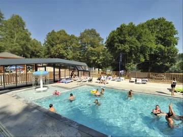 Location Chalet à Treignac,Flower Camping La Plage - Lodge VIP Premium 34m² - vue sur lac (2 chambres) + TV + draps + serviettes + terrasse couverte 11m² 1006500 N°984878
