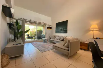 Haus in Cannes,Villa de 110m² Cannes avec Piscines, Clim et Garage -  1010719 N°984990