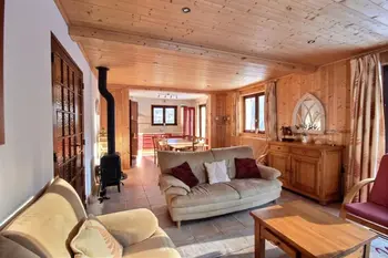 Chalet in Saint Jean d'Aulps,CHALET AVEC VUE DEGAGEE - SAINT JEAN DAULPS -PROCHE MORZINE- 8 PERSONNES - MOUILLETTES 1036767 N°985978