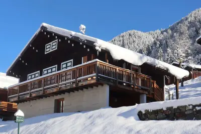 Chalet à Arêches, CHALET  Chalet familial fonctionnel pour 8/9 pers. à 5 min. du centre village - L986298