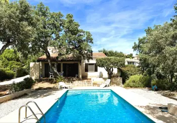 Villa a La Londe les Maures, Villa pour 6 personnes avec piscine et jardin vue mer à La Londe-Les-Maures 1056926 N°986307