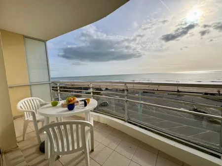 Appartement à Saint Jean de Monts, Appartement lumineux à 50m de la plage avec balcon - 5 personnes, Saint-Jean-de-Monts - L986673