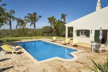 Villa in Guia,Grade Vivenda Privada c/ Piscina a 5 min do Zooma 1087886 N°987358