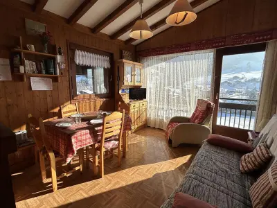 Appartement à Praz sur Arly, Charmant appartement T2 à Praz sur Arly avec parking et balcon - 300m du village, 600m des pistes - L987395