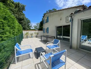 Casa en Vaux sur Mer,Villa Climatisée 5 Pers, 450m Plages Nauzan et Conseil, Terrasse 48m², Parking, BBQ, 2 Chambres FR-1-539-58 N°987459