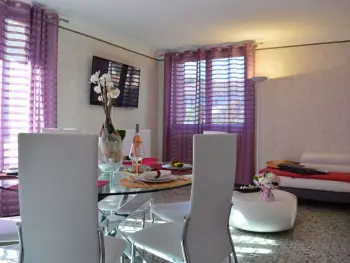 Maison à Fréjus, Maison 4 pièces avec terrasse, climatisation et parking - Proche plage à Fréjus - L987628