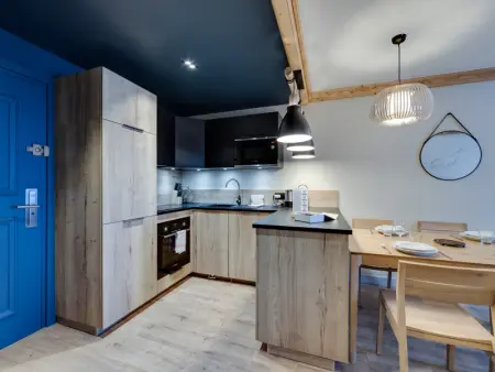 Appartement cosy avec accès direct aux pistes, piscine et spa à Arc 1950 - Photo 5