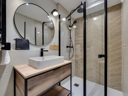 Appartement cosy avec accès direct aux pistes, piscine et spa à Arc 1950 - Photo 12