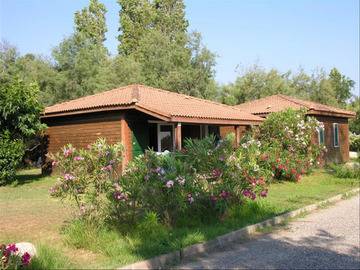 Location Chalet à Ghisonaccia,Camping d'Erba Rossa 4* -Chalet | Classic XL | 2 chambres| 4-5 personnes | Air-conditionné 760317 N°774797