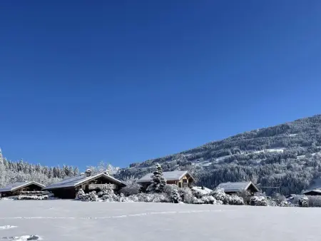 Charmant studio avec balcon exposé sud, casier à skis et parking, proche des pistes à Demi-Quartier - Photo 12