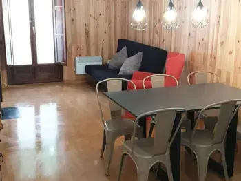 Wohnung in Canfranc,Appartement de montagne avec cheminée et parking à Canfranc, proche des pistes de ski ES-315-2 N°988203