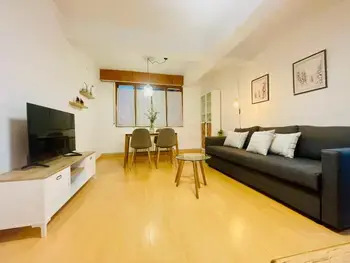 Wohnung in Jaca,Appartement à Jaca avec 2 chambres, piscine et capacité de 6 personnes ES-315-115 N°988312