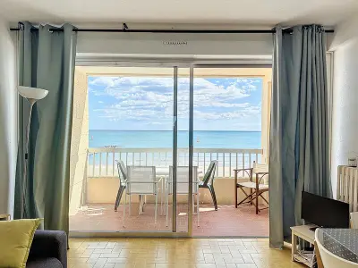 Appartement à Palavas les Flots, Bel Appartement F2 en 1ère Ligne avec Ascenseur - 4 Pers - Palavas-les-Flots - L988523