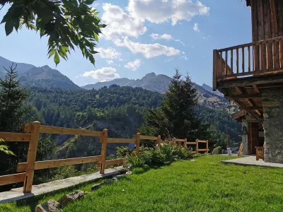 Huisje in Allos, Chalet La Foux - Ancienne ferme rénovée 1012013 N°988581