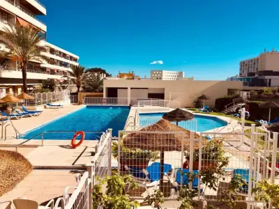 Appartement à Torremolinos, Appartement Central à Torremolinos avec 3 Piscines, Bar et Proche Plages - L988675