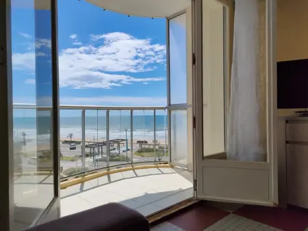 Appartement à Saint Jean de Monts, Appartement 1 chambre proche plage et commerces, garage privé, animaux admis - L988688