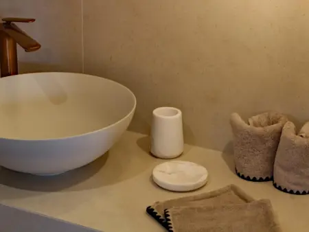 Maison de standing à Surtainville : plage, terrasse sud, rénovée, équipements modernes, idéal vacances - Photo 11